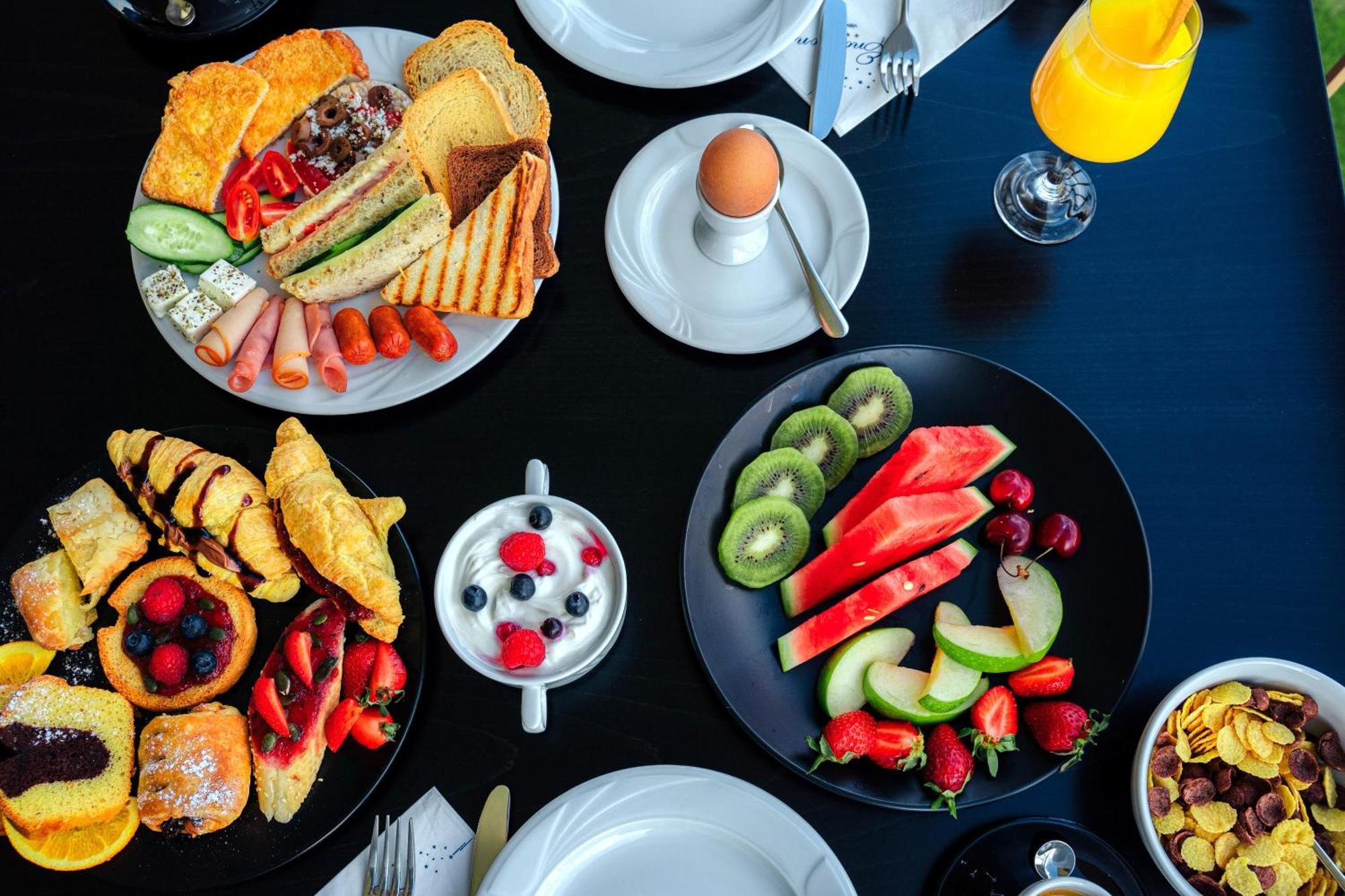 Enastron View Hotel Касторія Екстер'єр фото