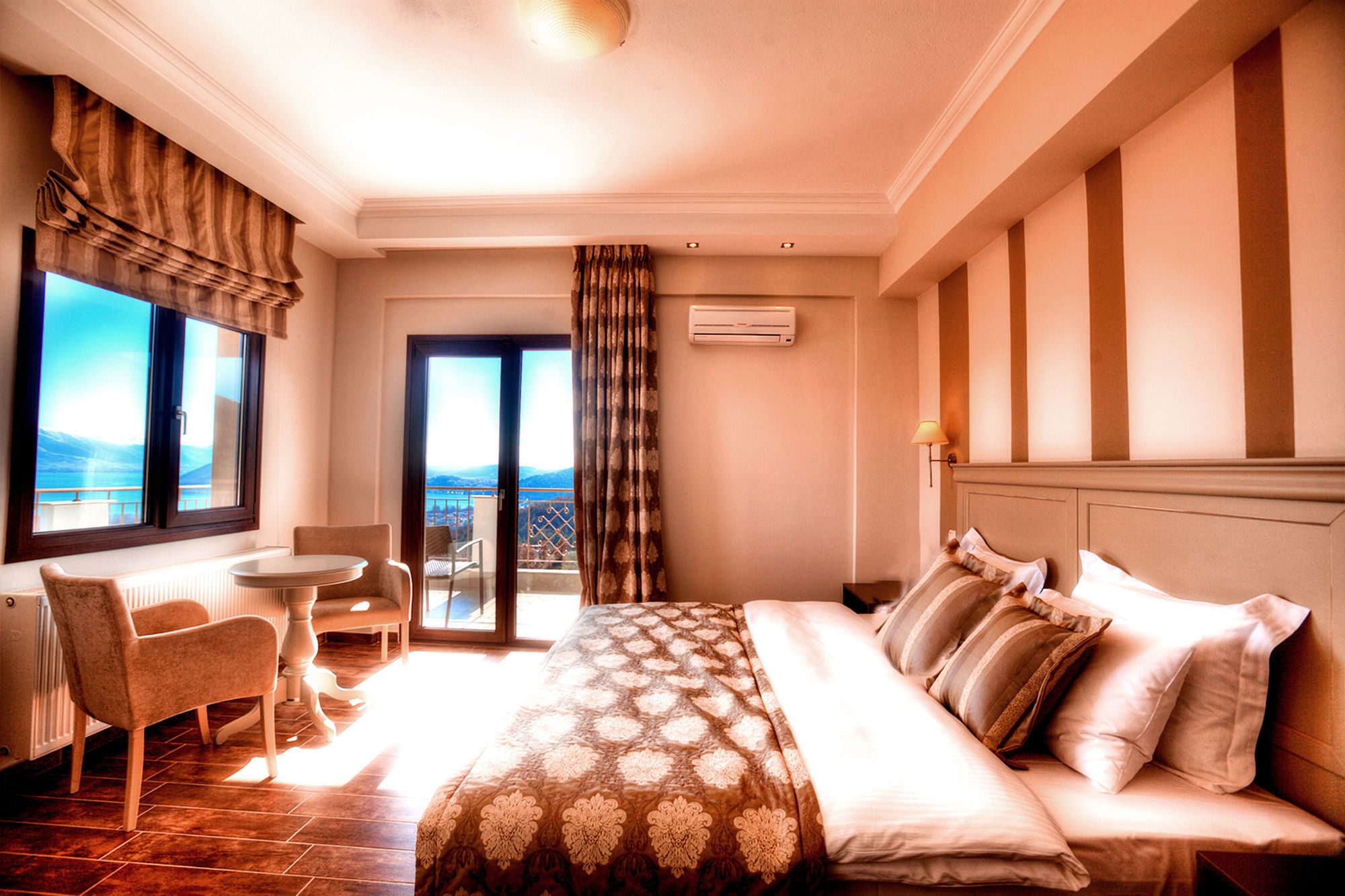 Enastron View Hotel Касторія Екстер'єр фото